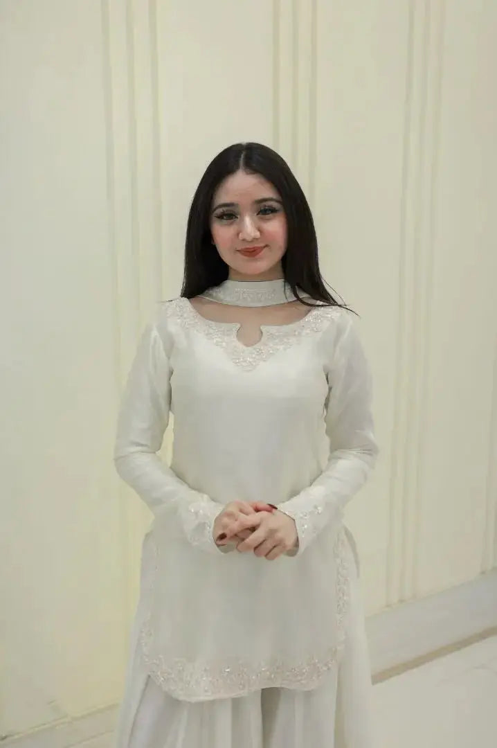 Zn-Elegance - ZERNISA