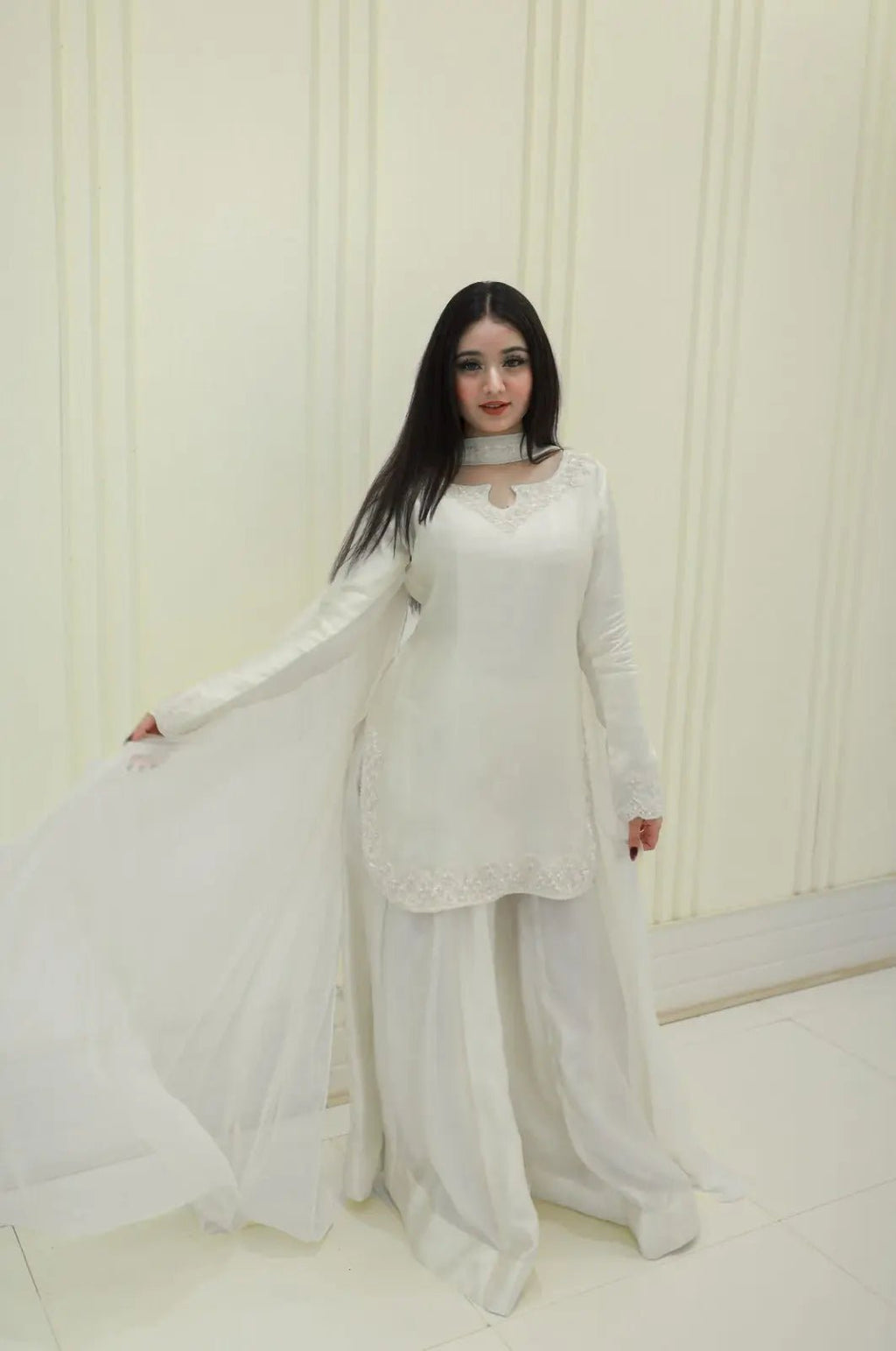 Zn-Elegance - ZERNISA